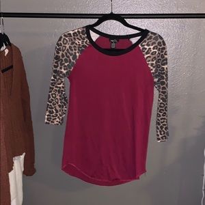 Quarter sleeve shirts